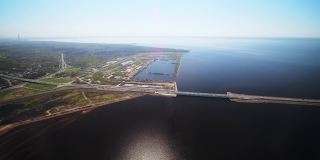 飞越俄罗斯波罗的海沿岸的一个海港