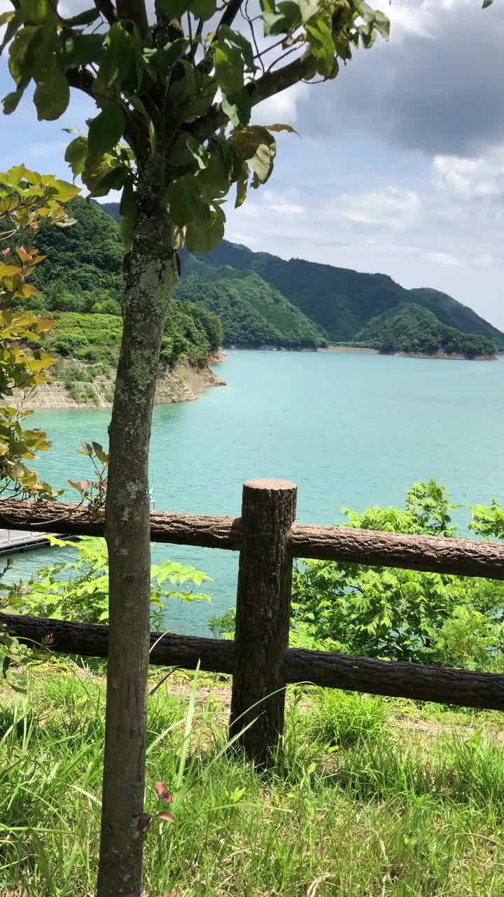 春天的Miyagase湖