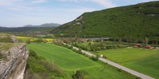 阿尔达河，流经保加利亚Pchelari村附近的东Rhodopes