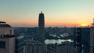 日落时分的郑州，中国河南省视频素材模板下载