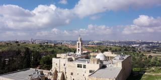耶路撒冷城广角航拍飞行视图