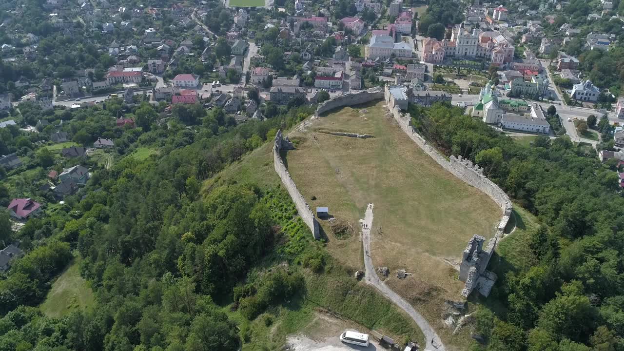 乌克兰克雷梅涅茨的古堡垒博纳塔