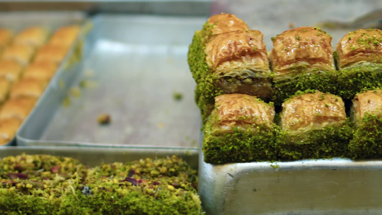 传统的土耳其甜饼果仁