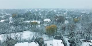 鸟瞰图，多伦多的冬天在下雪