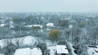 鸟瞰图，多伦多的冬天在下雪视频素材模板下载
