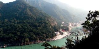印度北阿坎德邦瑞诗凯诗恒河的风景