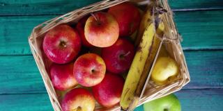 碳中和，无二氧化碳的农场水果苹果