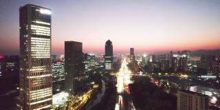 日落时分杭州高架公路鸟瞰图