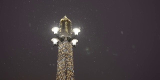 爱沙尼亚冬夜的大雪