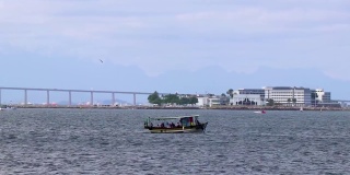 景观全景海岸线Rio-Niterói巴西里约热内卢大桥里约热内卢。