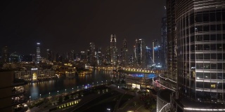 摩天大楼的夜景