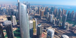 迪拜城市，鸟瞰未来迪拜滨海区与现代摩天大楼
