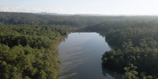 泰国北部清迈省卡拉雅瓦塔纳区卡拉雅瓦塔纳区，森林工业组织的怀禅水库鸟瞰图