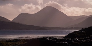 本·莫尔在苏格兰马尔岛的电影延时镜头