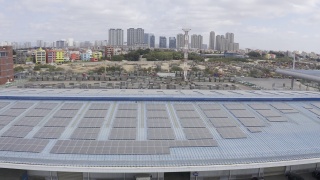 屋顶太阳能电池板视频素材模板下载