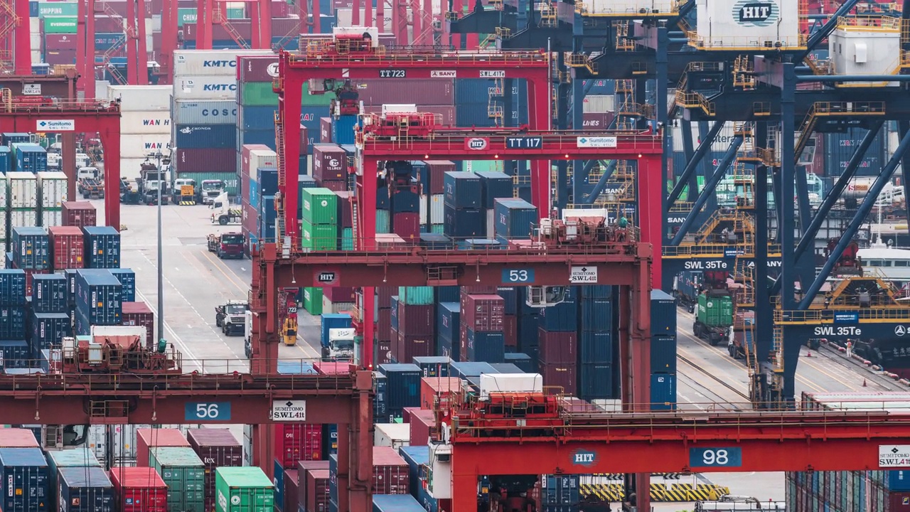 香港港口货物中转枢纽及货柜运输延时图