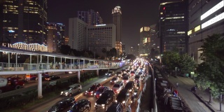 雅加达市内道路夜间交通堵塞