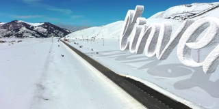 用3d写的Inverno，在被雪覆盖的山谷里。