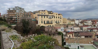 那不勒斯——从Pizzofalcone俯瞰这座城市