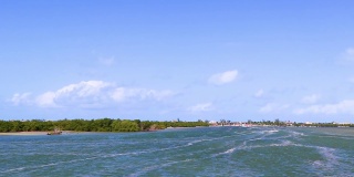 全景景观在美丽的霍尔博克斯岛蓝绿色水墨西哥。
