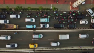 无人机拍摄的雅加达城市拥堵景象视频素材模板下载
