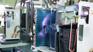 对空调冷却系统中的电机进行测试视频素材模板下载