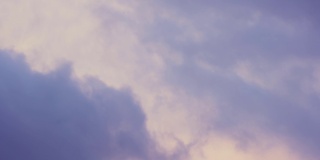 紫色的云背景