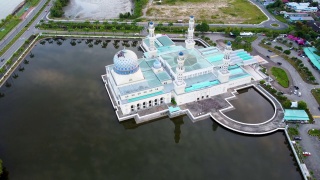 马来西亚婆罗洲沙巴的Kinabalu城市Mosque视频素材模板下载