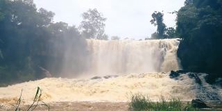 柬埔寨蒙多基里的博斯拉瀑布