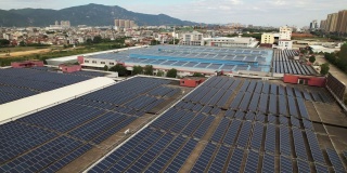 工厂屋顶安装太阳能电池板