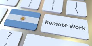 电脑键盘上的远程工作文本和阿根廷国旗。远程办公或远程工作相关的概念3D动画