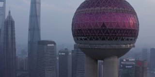 中国上海东方明珠塔鸟瞰图。