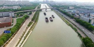 在大运河上飞行，苏州，中国