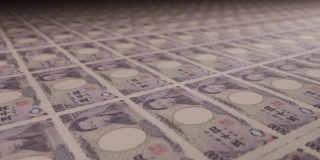 5000张日元纸币印在印钞机上。印钞的视频。