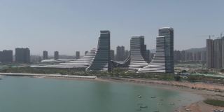 福建厦门，2022年4月9日:厦门中心大厦