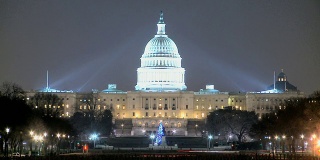循环国会大厦和国家圣诞树