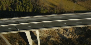 空中高清:倾斜和盘式高架桥交通