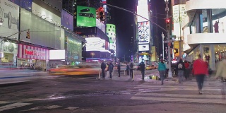 纽约时报广场夜间交通的延时序列