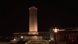 人民英雄纪念碑的焦点，晚上视频素材模板下载