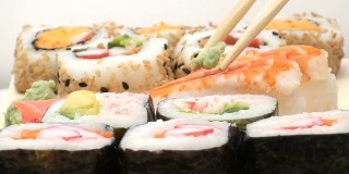 吃寿司-高清