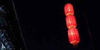 中国灯笼在风中