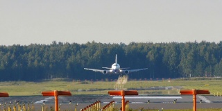 HD -飞机着陆(波音737-500)