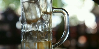 可乐和冰。