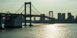 日落时分的东京彩虹桥