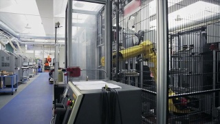 装配工厂的机械臂视频素材模板下载