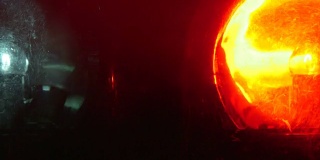 变焦:红蓝紧急车辆照明