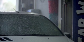 HD SLOW:洗车装置，将水与清洗液混合喷射