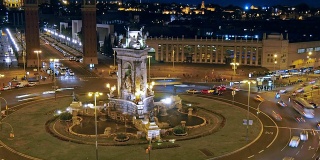 西班牙广场(Placa De Espanya)的延时摄影。西班牙巴塞罗那