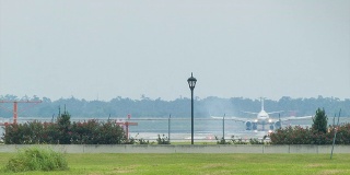 客机最后接近新奥尔良国际机场