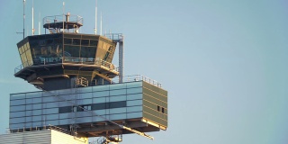 机场交通管制塔